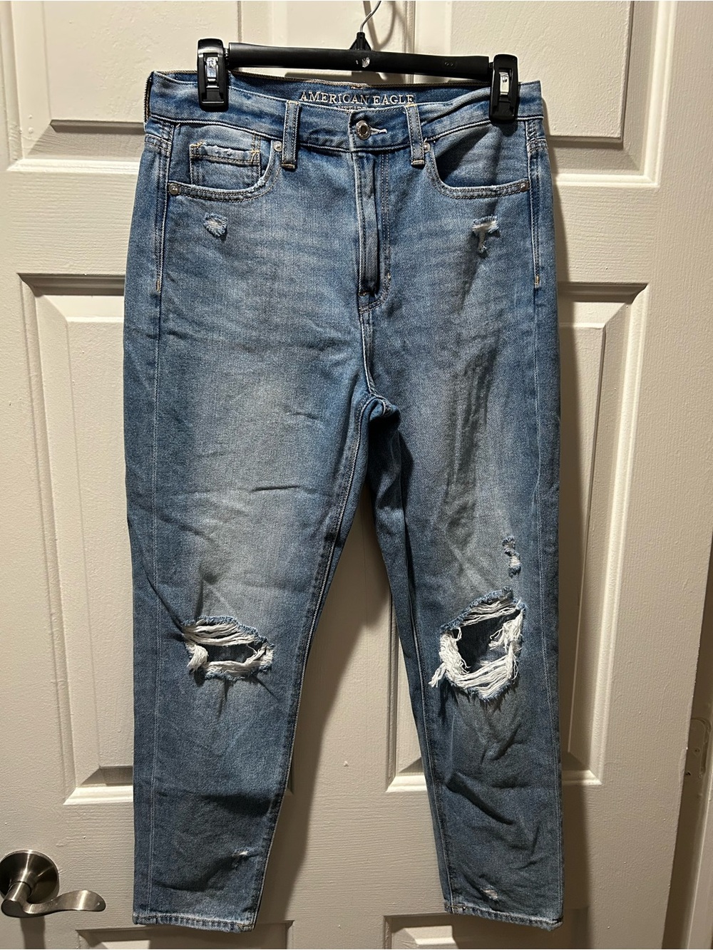 American Eagle Mom Distressed Ripped Jeans Size 4 Regular